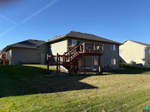 7504 S Aftyn Ave Avenue, Sioux Falls, SD 57108