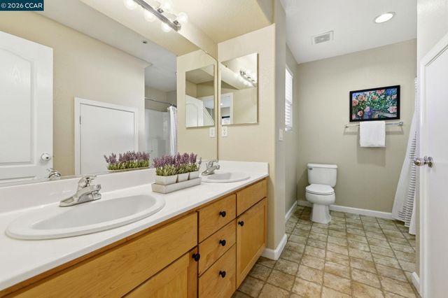 922 Oxford Ln, Brentwood, CA 94513