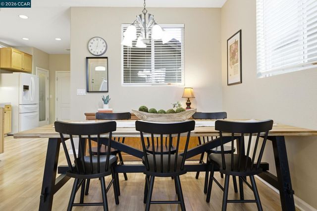 922 Oxford Ln, Brentwood, CA 94513