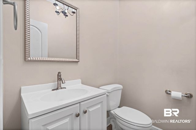 8877 S Dawes Lake Road, Mobile, AL 36619