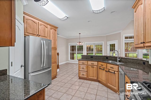 8877 S Dawes Lake Road, Mobile, AL 36619