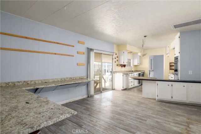 975 California, Calimesa, CA 92320