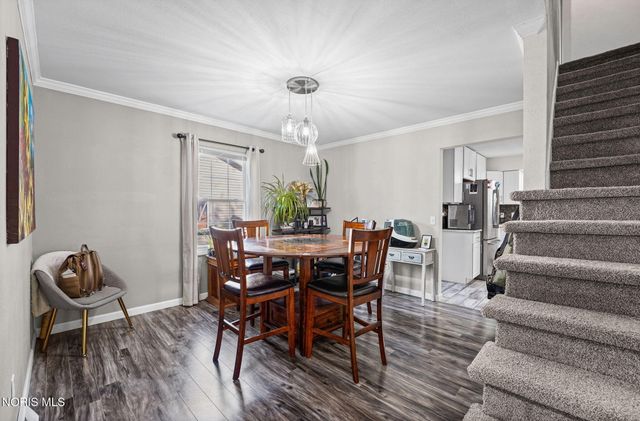 417 Harris Court, Maumee, OH 43537