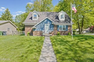 417 Harris Court, Maumee, OH 43537