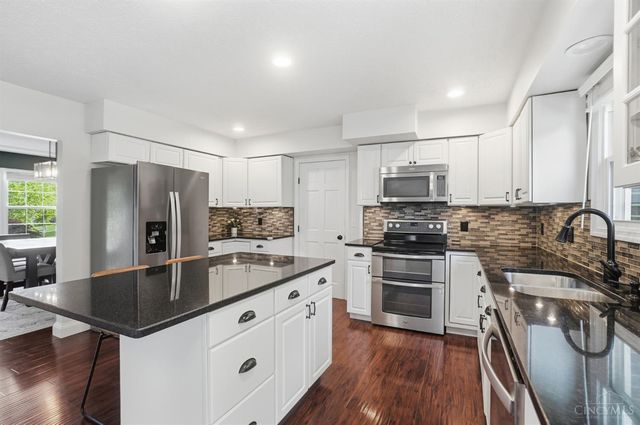 7301 Walnut Creek Drive, West Chester, OH 45069