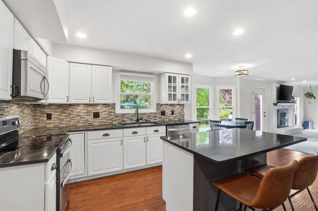 7301 Walnut Creek Drive, West Chester, OH 45069