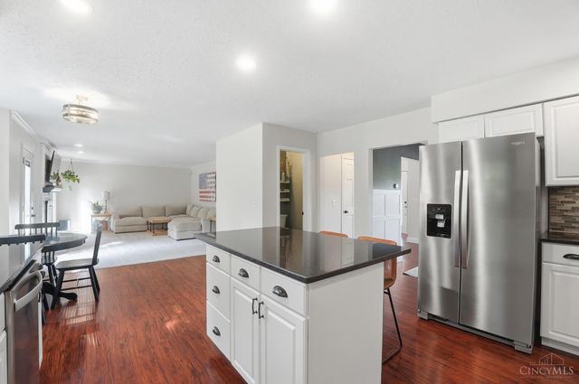 7301 Walnut Creek Drive, West Chester, OH 45069