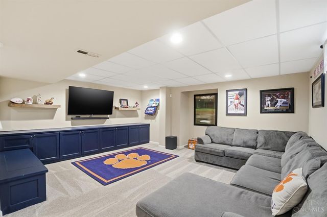 7301 Walnut Creek Drive, West Chester, OH 45069