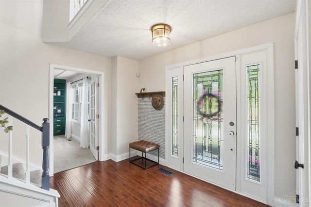 7301 Walnut Creek Drive, West Chester, OH 45069