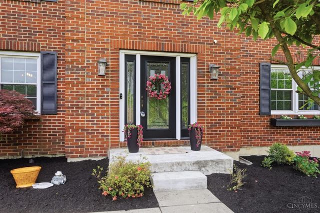 7301 Walnut Creek Drive, West Chester, OH 45069
