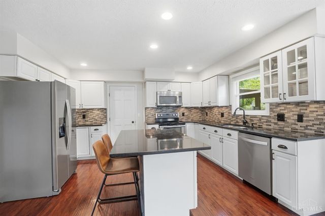 7301 Walnut Creek Drive, West Chester, OH 45069