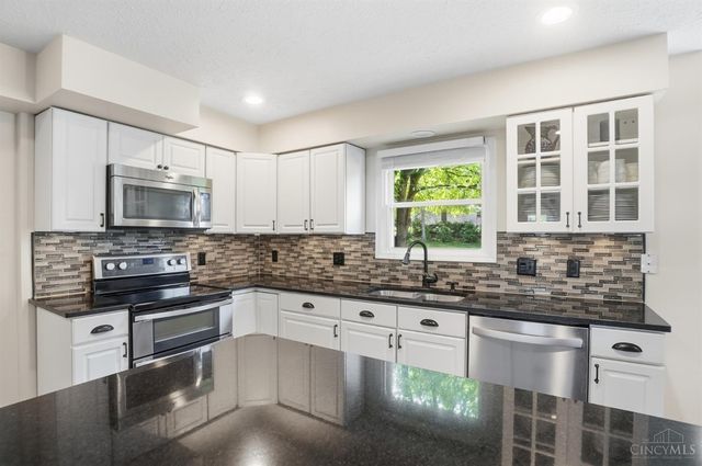 7301 Walnut Creek Drive, West Chester, OH 45069