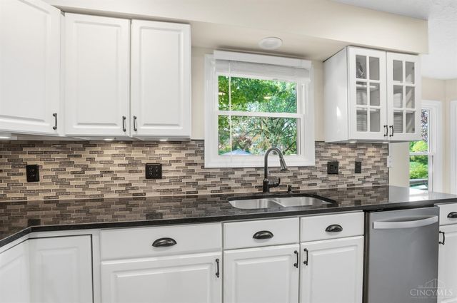 7301 Walnut Creek Drive, West Chester, OH 45069