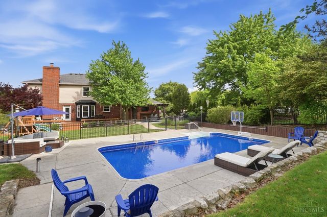 7301 Walnut Creek Drive, West Chester, OH 45069