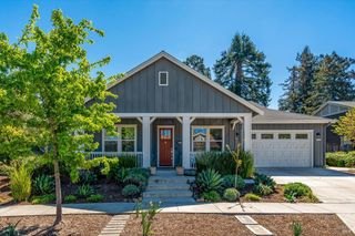 215 Pheasant Ct, Napa, CA 94558