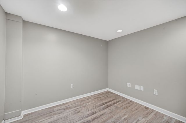 238 Leach Avenue, Des Moines, IA 50315