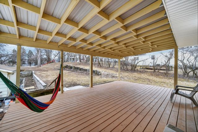 238 Leach Avenue, Des Moines, IA 50315