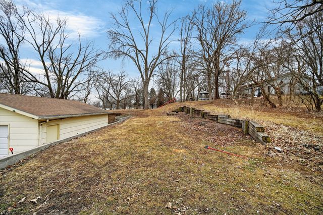 238 Leach Avenue, Des Moines, IA 50315