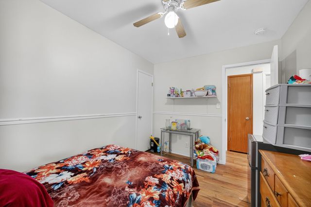 238 Leach Avenue, Des Moines, IA 50315