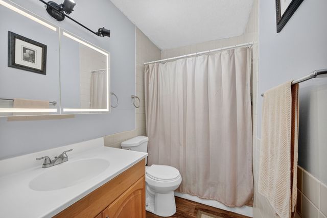 238 Leach Avenue, Des Moines, IA 50315