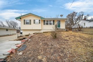 238 Leach Avenue, Des Moines, IA 50315