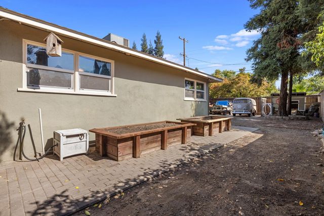 920 Hackberry, Modesto, CA 95350