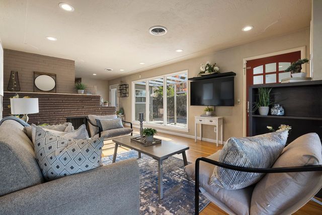 920 Hackberry, Modesto, CA 95350