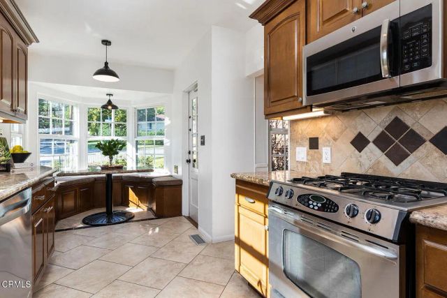 900 Dolores Drive, Altadena, CA 91001