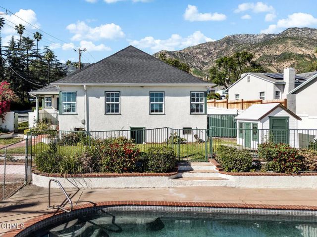900 Dolores Drive, Altadena, CA 91001