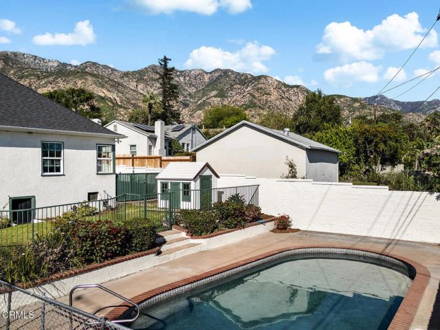 900 Dolores Drive, Altadena, CA 91001