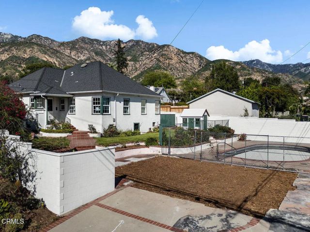 900 Dolores Drive, Altadena, CA 91001