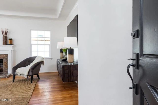 900 Dolores Drive, Altadena, CA 91001