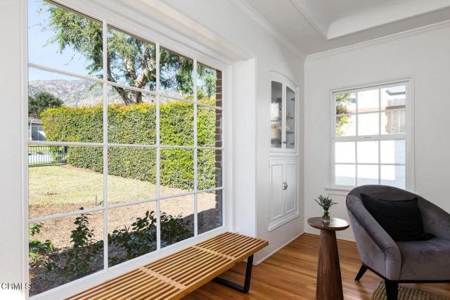 900 Dolores Drive, Altadena, CA 91001