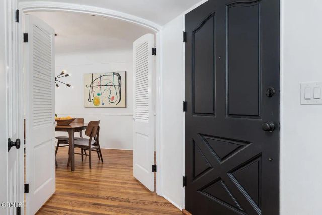 900 Dolores Drive, Altadena, CA 91001