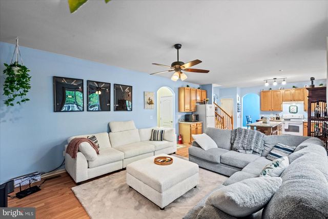 6142 SCHOONER CIR, King George, VA 22485