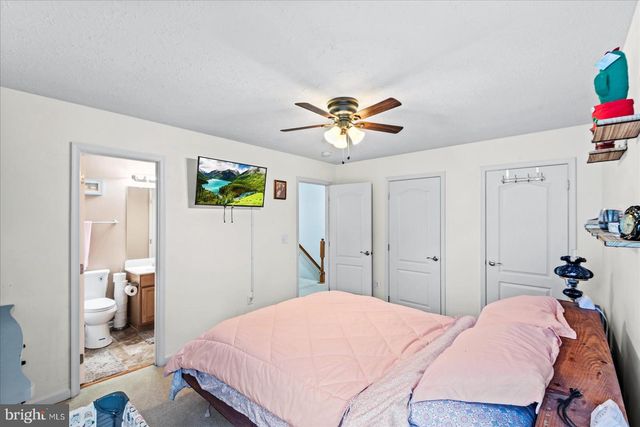 6142 SCHOONER CIR, King George, VA 22485