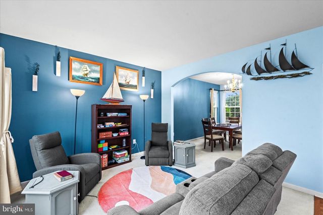 6142 SCHOONER CIR, King George, VA 22485