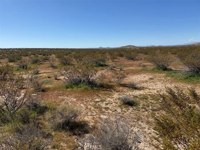 3186 686 Perkins Ave, California City, CA 93505