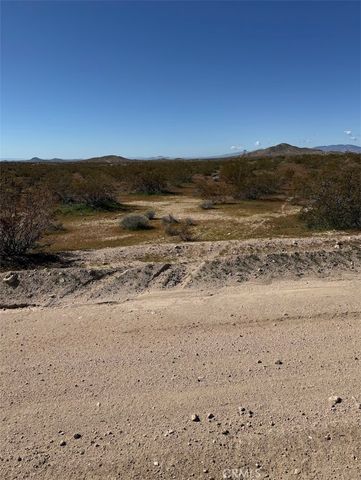 3186 686 Perkins Ave, California City, CA 93505