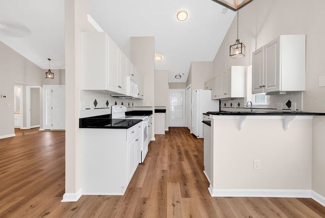 336 Lynco Ln., Surfside Beach, SC 29575
