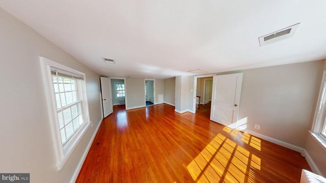 7309 RIVER RD, Bethesda, MD 20817