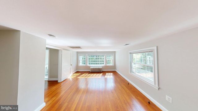 7309 RIVER RD, Bethesda, MD 20817