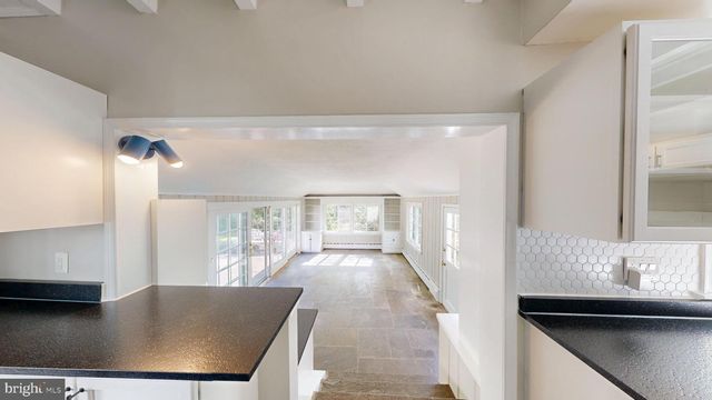 7309 RIVER RD, Bethesda, MD 20817