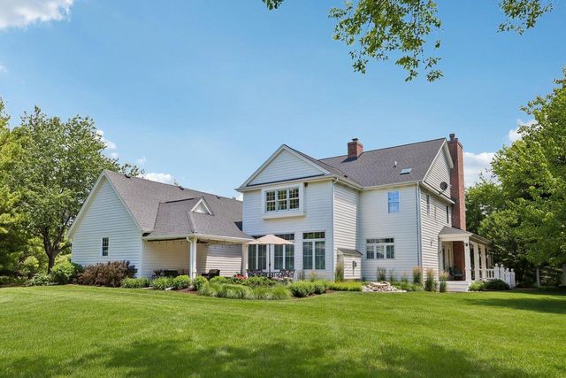 191 Fieldstone ROAD, Delafield, WI 53018
