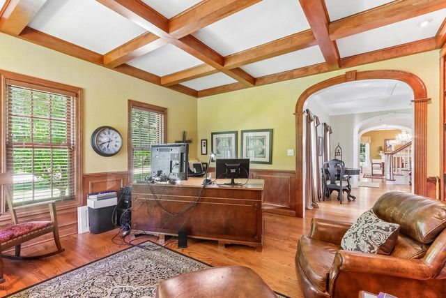 191 Fieldstone ROAD, Delafield, WI 53018