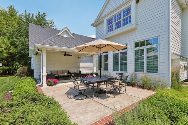 191 Fieldstone ROAD, Delafield, WI 53018