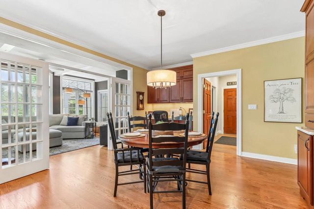 191 Fieldstone ROAD, Delafield, WI 53018