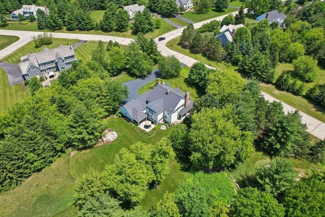 191 Fieldstone ROAD, Delafield, WI 53018