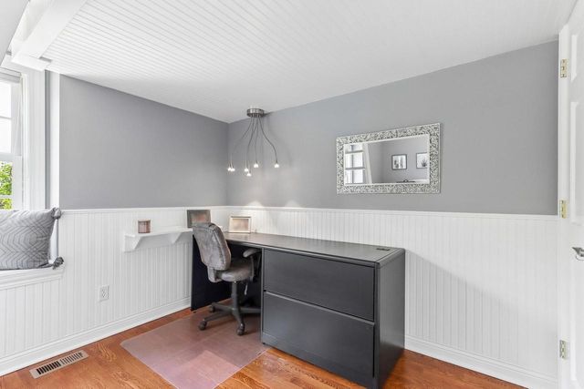 191 Fieldstone ROAD, Delafield, WI 53018