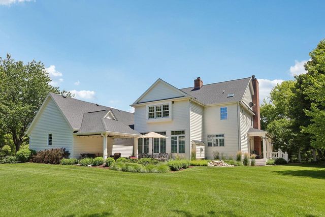 191 Fieldstone ROAD, Delafield, WI 53018
